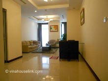 Bright 2 bedrooms apartment for rent in Royal city - 109m2 -25th floor 