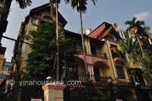Four comfortable bedrooms with the high quality house for rent in Xom Chua, Dang Thai Mai Street, Tay Ho,Hanoi