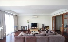 Two bedrooms of luxury apartment for rent in Xuan Dieu Street, Tay Ho, Hanoi