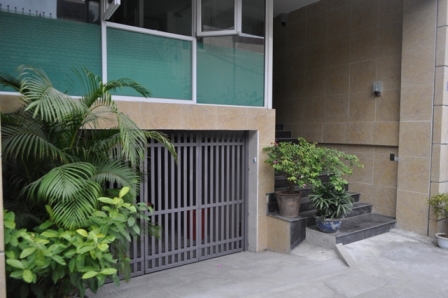 Nice and good service apartment for rent in Hanoi-1 bedroom -60sqm -1st floor