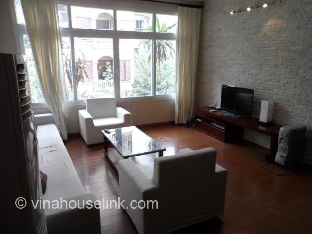 Apartment 1 bedroom for rent in Ba Trieu street