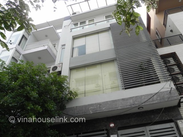 Very awesome house with 5 bedrooms for rent in Cau Giay District, basic equipment