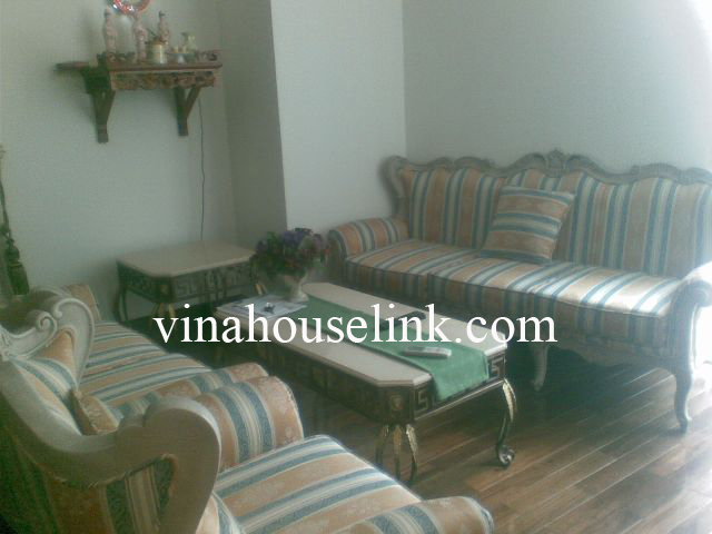 This is a nice 2bedrooms apartment for rent .It has 2 bathrooms ,area floor 168m2 .