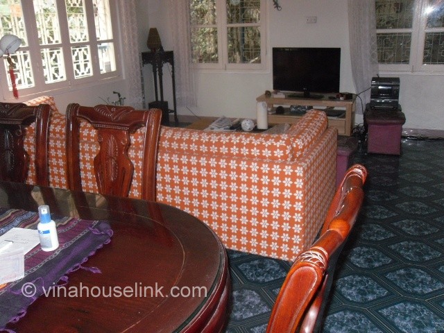 House with 3 bedrooms,3 bathrooms for rent in Hoang Hoa Tham Street