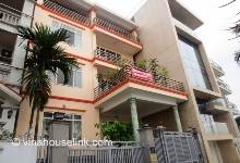 Luxury house for rent in Dang Thai Mai Street with 5 bedrooms, garage and great West Lake View