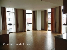 Modern and nice  duplex 2 bedrooms service apartment for rent- Floor area 95m2 - Elevator