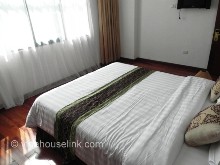 Good service 1 bedroom apartment for rent in Old Quarter ,near Dong Xuan market- Area 45m2 - Elevator 