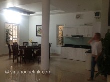 Brand new house with 4 bedrooms and 4 bathrooms for rent in Dang Thai Mai Street