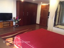 Lake view and bright 1 bedroom service apartment for rent - Area floor -100m2 -Elevator 