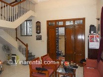 3 floor house in Thuy Khue Street for rent with 3 bedrooms and 3 bathrooms