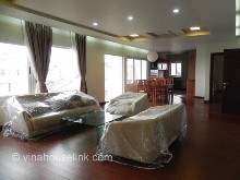 3 bedroom apartment for rent in Hanoi- Floor area 200m2 -Lake View