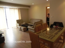Airy furnished apartment, 2 bedroom, 2 bathroom in Sky Lang Ha, Dong Da district, Hanoi