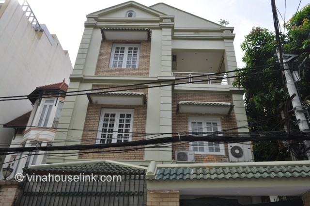 Houses for rent in Hanoi, Vietnam mainly spontaneous