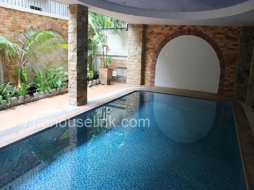 Villa on Nguyen Van Huong street, Thao Dien area, District 2 for rent: 2500usd