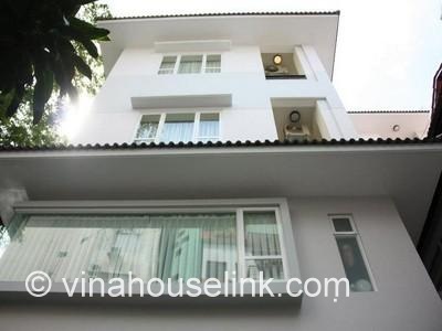 Serviced apartment on Nguyen Trai street, in district 1 for rent: 600$-900$.