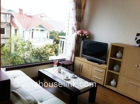 Fully service 1 bedroom Apartment for rent near West lake- Floor area 40 m2 - Elevator