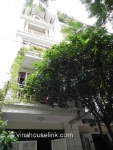 Modern house for rent will luxury furniture in Dong Da District