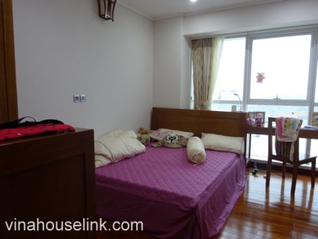 A nice furnished apartment in L Building, Ciputra Tower – 114m2 