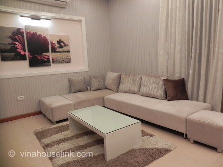 2 bedroom serviced apartment for rent in Ba Dinh