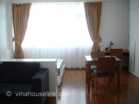 A nice 2nd floor  55sqm studio for rent in Dao Tan - ba Dinh Hanoi