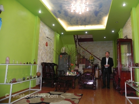 A beautiful house for rent in Nghi Tam - Tay Ho- Hanoi