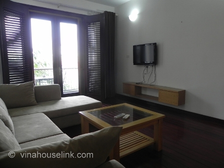 A luxuy 1 bedroom apartment for rent in Pham Huy Thong - Ba Dinh - Hanoi. 