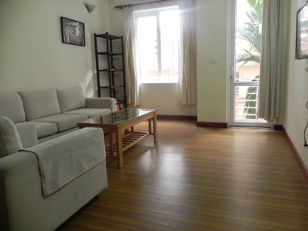 A big 1  bedroom serviced apartment for rent in Au Co
