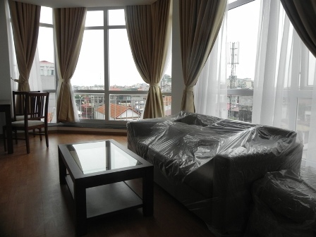 A brand new, bright and spacious 2 bedroom, serviced apartment for rent in Xuan Dieu , Tay Ho.