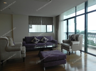 A brand new, Luxurious and lake view apartment fo rent in Nam Trang