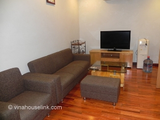A beautiful and warm 1 bed serviced apartment for rent in Kim Ma street