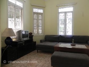 A lovely 5 bedroom garden house for rent in Ngoc Ha 