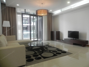Elegant and brand new 3 bedroom apartment in Dolphin Plaza