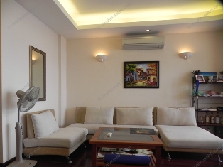 Luxury 2 bedroom apartment in Kham Thien street - 9th floor - 1000$
