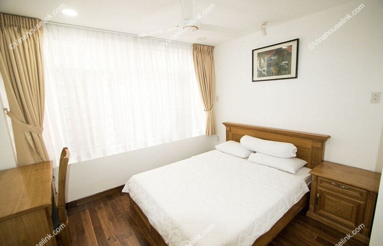 Nice apartment for rent at Nguyen Trai Street, District 1, HCMC