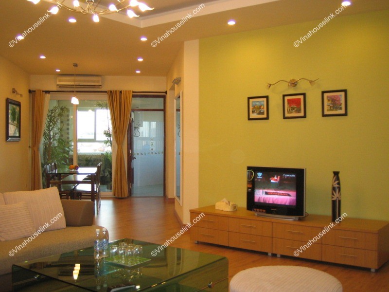 Sophistication 3-bed appartment at Trung Hoa Nhan Chinh condominium