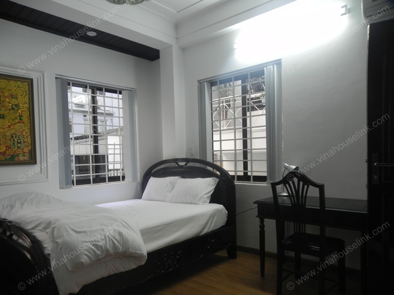 Tranquil 3rd floor studio for rent at The giao, Hai Ba Trung Dist, Hanoi