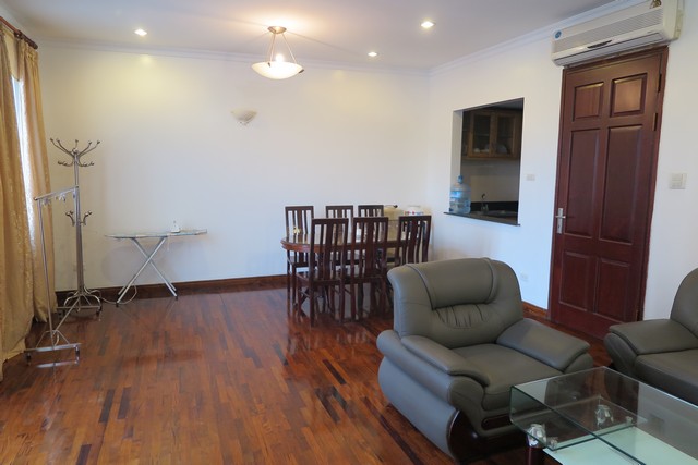 Airy , high quality 1 bedroom with balcony and elevator for rent on Ha Hoi Hoan Kiem