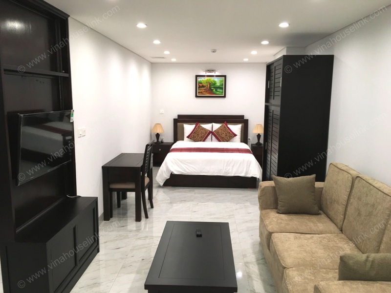 Spacious and luxury studio- 1st floor- 55m2 for rent in Hanoi