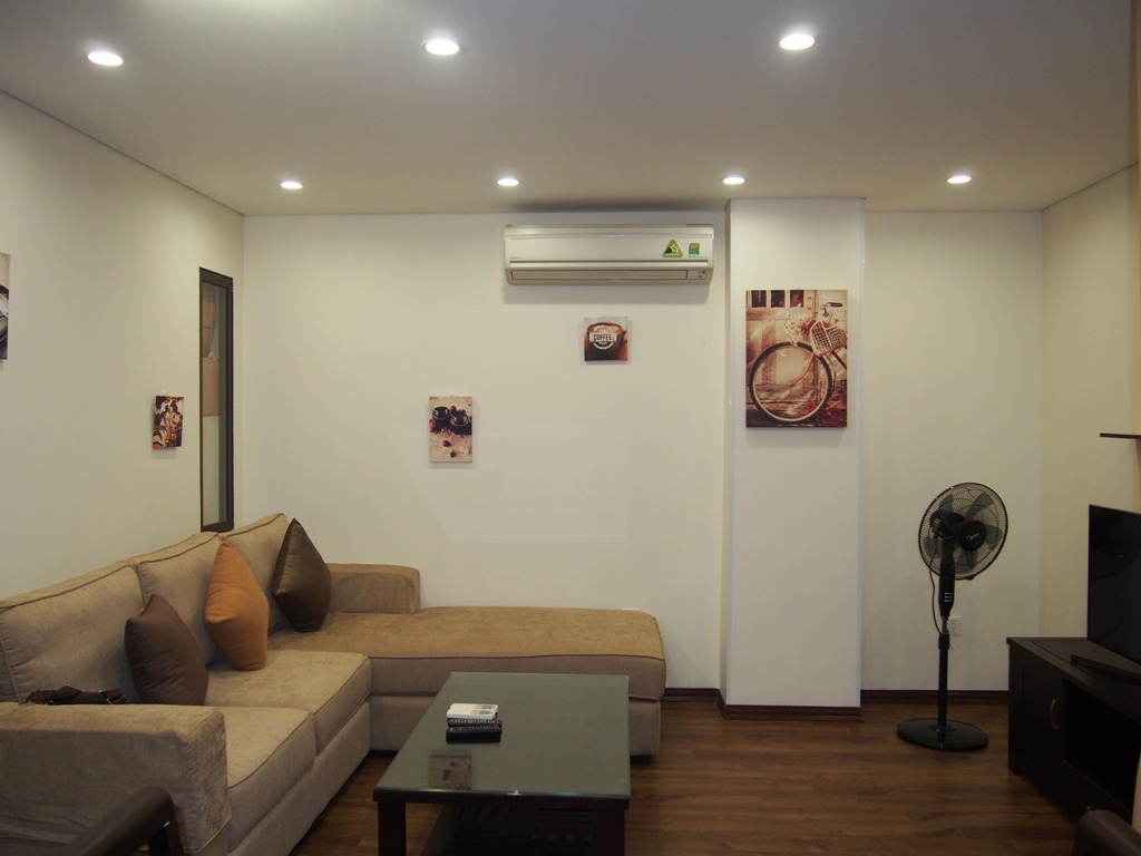 Attractive and convenient 2 bedrooms serviced apartment, 7th floor(702), Ho Tung Mau area