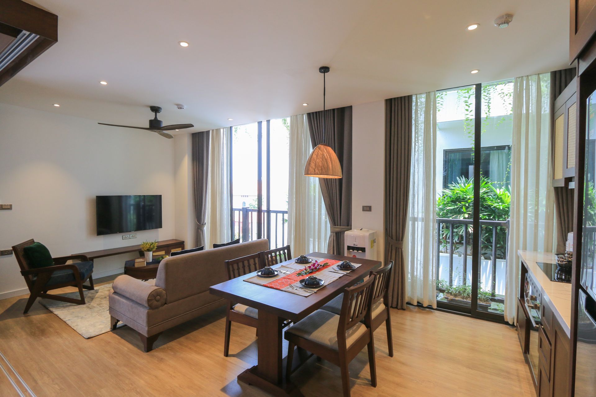 Service apartment 2 bedroom ton that thiep str, hoan kiem dist, ha noi