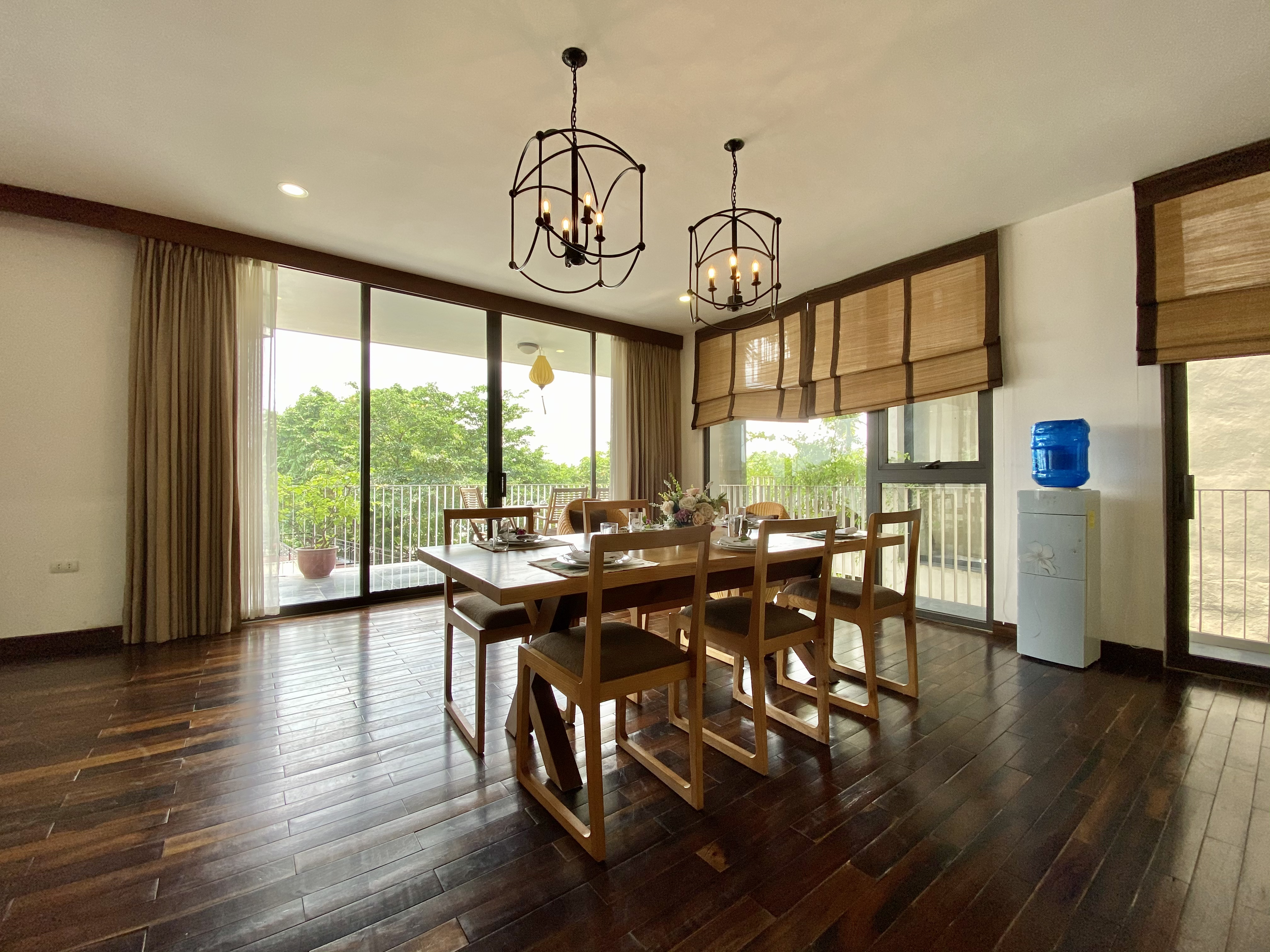 4 Bedroom service apartment for rent at Xom Chua, Tay Ho, Ha Noi