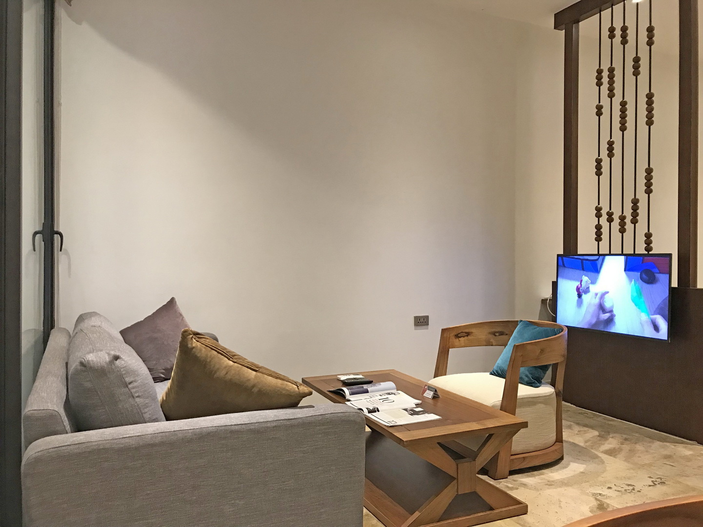 2 bedroom service apartment at Xom Chua, Tay Ho, Ha Noi