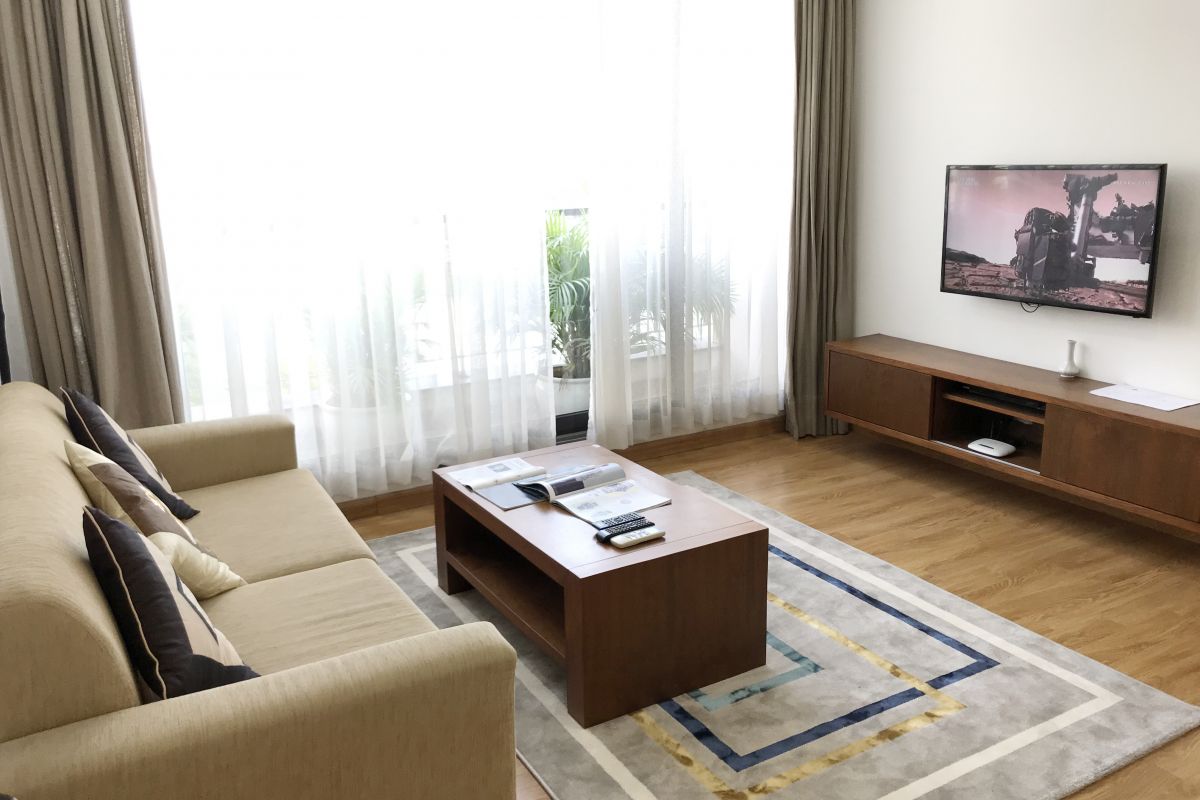 Service apartment 1 bedroom 1 bathroom at Pham Huy Thong, Ba Dinh, Ha Noi