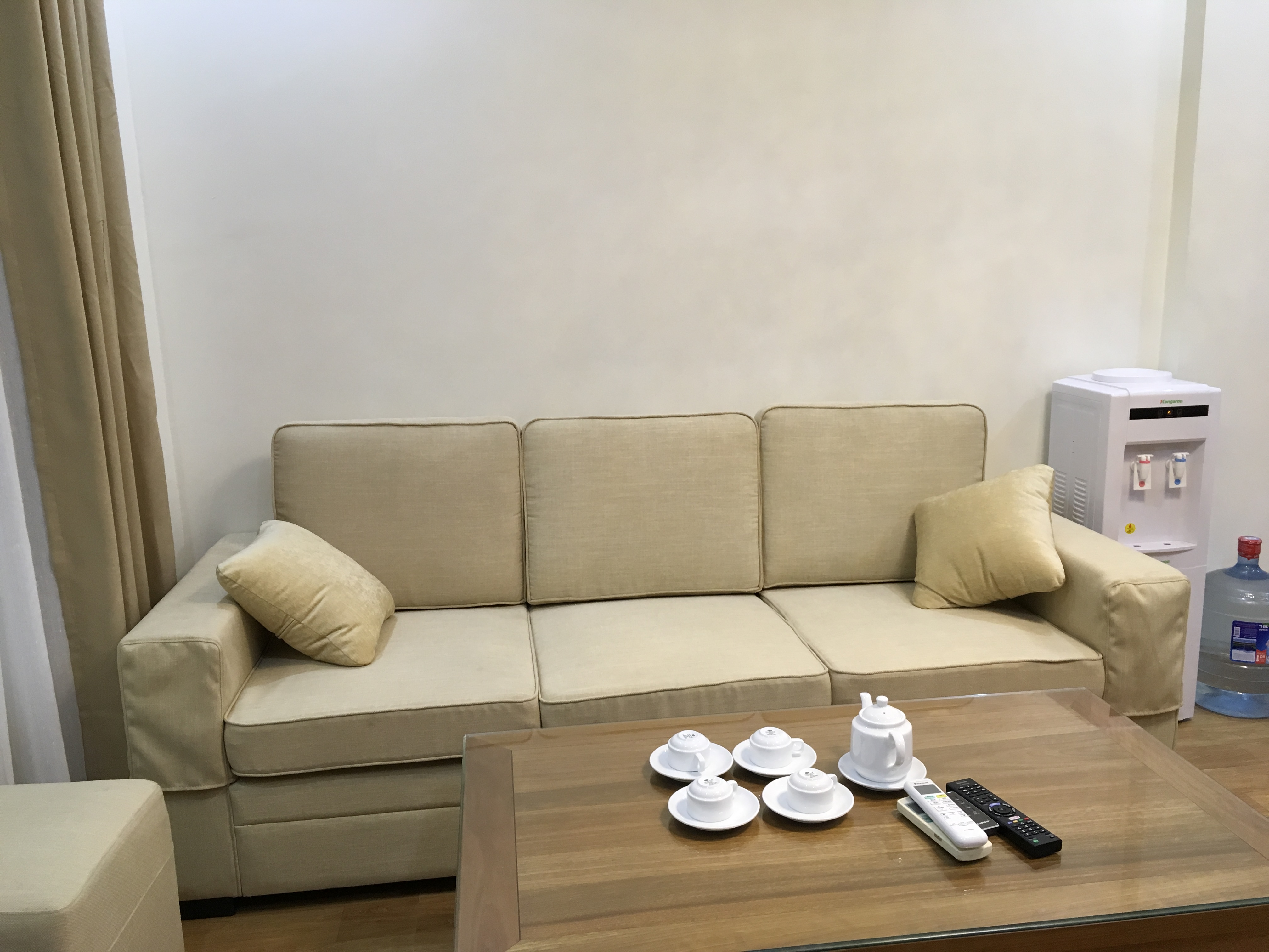 Service apartment 1 bedroom 1 bathroom on 4th floor(402) Tran Thai Tong, Cau Giay, Ha Noi