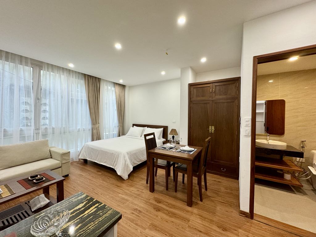 Serviced apartment for rent near Vinhomes Gardenia My Dinh