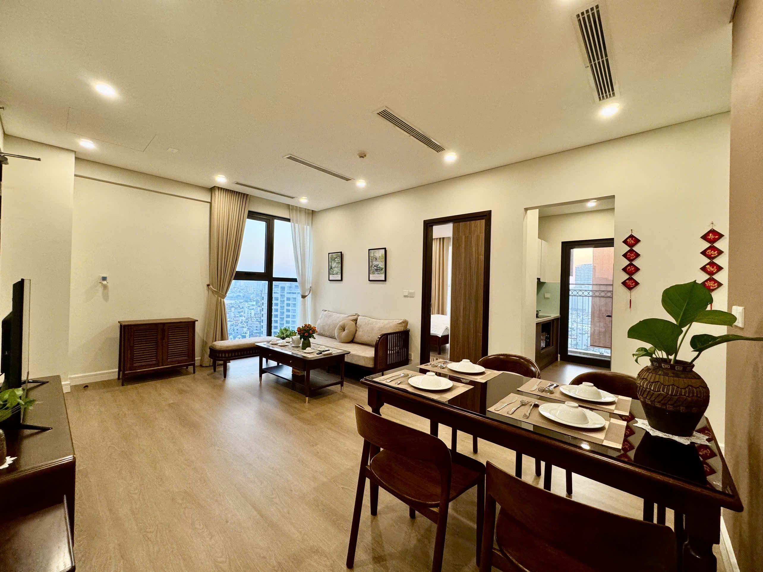 Modern El Dorado Apartment near West Lake – Fully Furnished